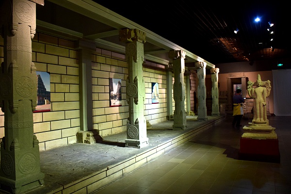 Hindu-Säulen im Quanzhou Schifffahrtmuseum Hindu-Säulen im Quanzhou Schifffahrtmuseum