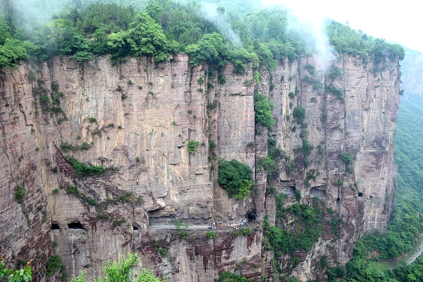 Guoliang-Tunnelstra�e an Felsw�nden