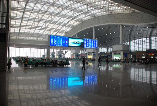 Chinas Hochgeschwindigkeitszug CRH